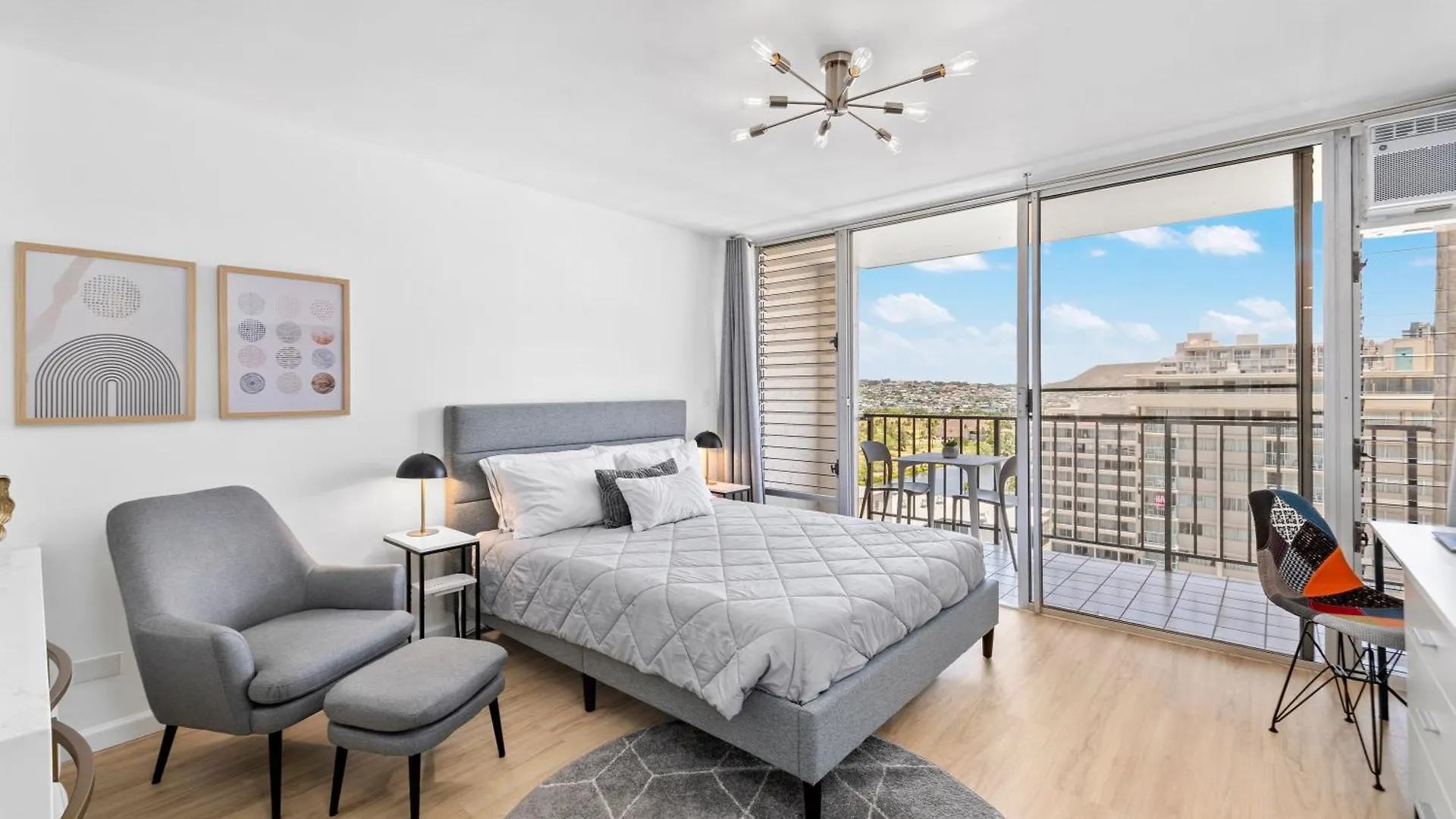 Fairway Villa Waikiki - 90 Days Minimum Honolulu Apartment